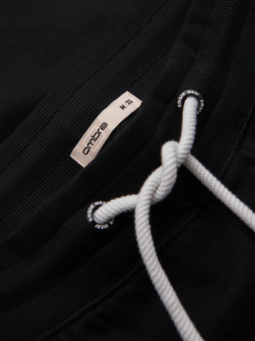 Ombre Slimfit Sporthose‌‌‌ in Schwarz