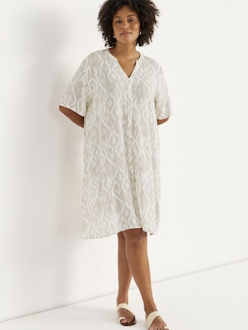 Cellbes of Sweden Kleid aus Krepp in Beige: Vorderseite