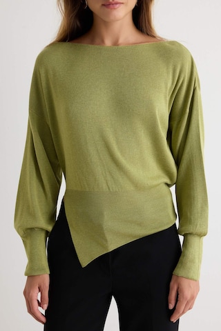 Trendyol Sweater in Green