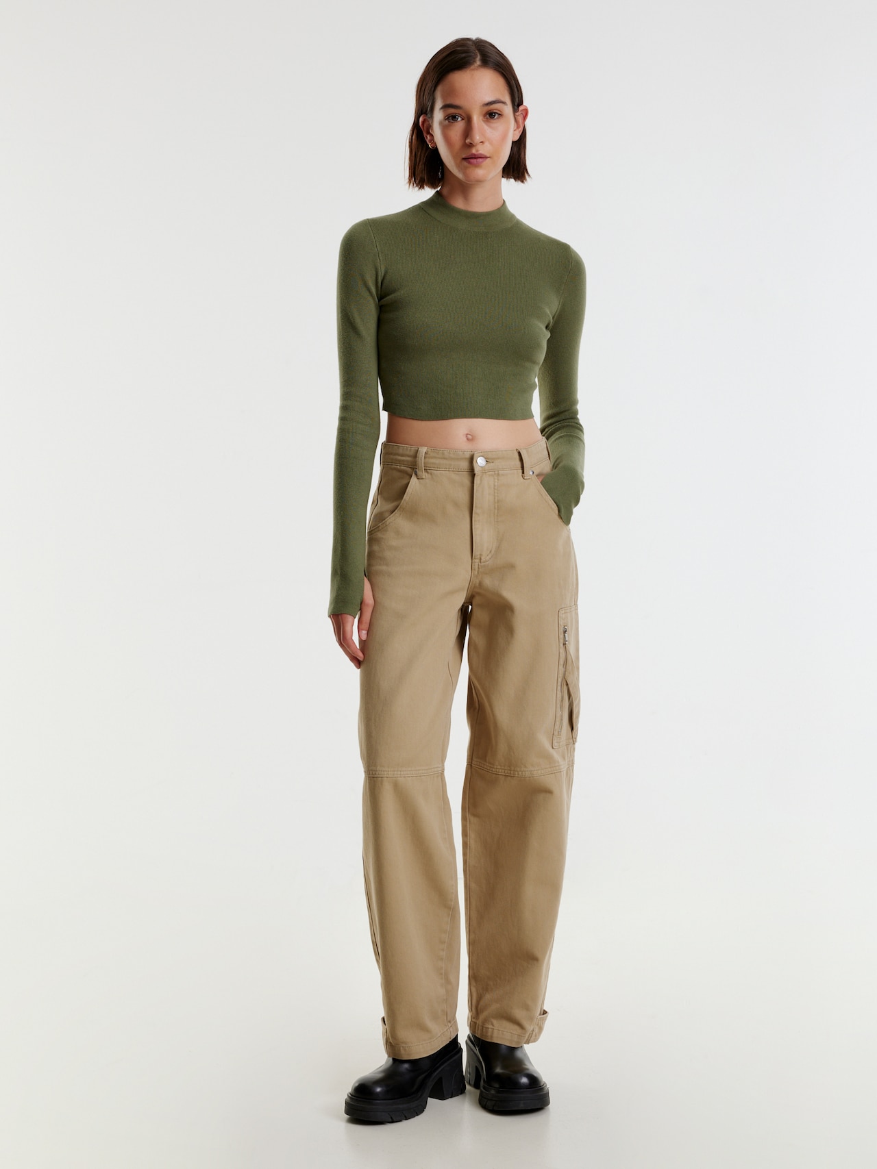 EDITED Trui 'Tya' Kaki