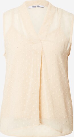 ABOUT YOU Shirt 'Maggie' in Beige: voorkant