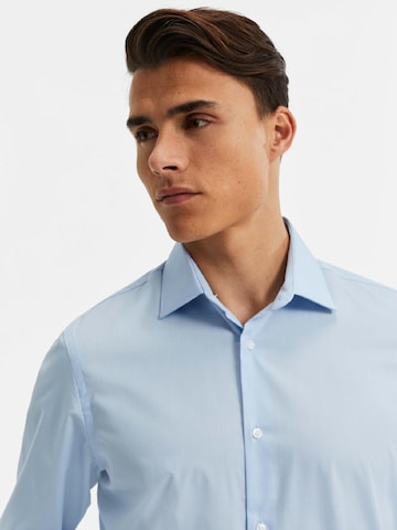 Coupe regular Chemise business WE Fashion en bleu