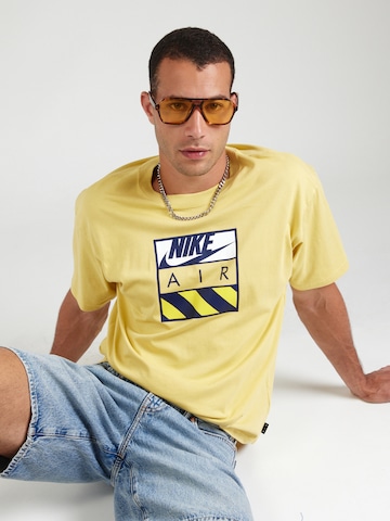 Tricou 'AIR' de la Nike Sportswear pe galben: față