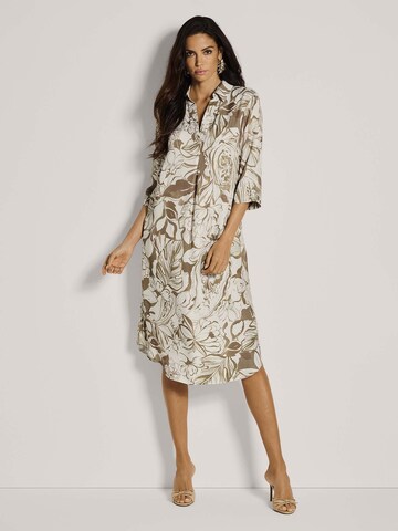 MADELEINE Kleid in Weiß: Vorderseite