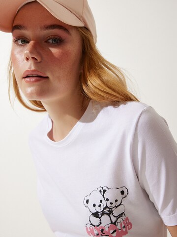 Tricou de la Happiness İstanbul pe alb