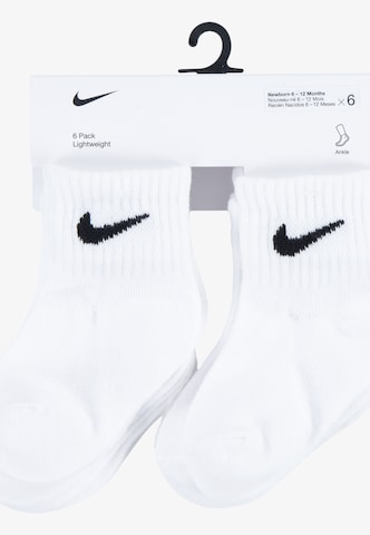 Nike Sportswear Sockor 'SWOOSH' i vit