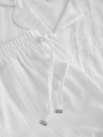 Pyjama Next en blanc