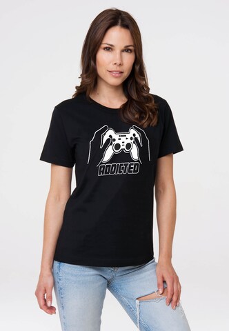 LOGOSHIRT T-Shirt 'Addicted' in Schwarz: Vorderseite