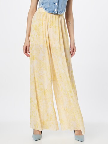 PATRIZIA PEPE Wide leg Pants in Yellow: front