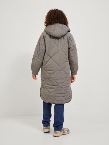 JJXX Between-Seasons Coat 'Sienna' in Brown