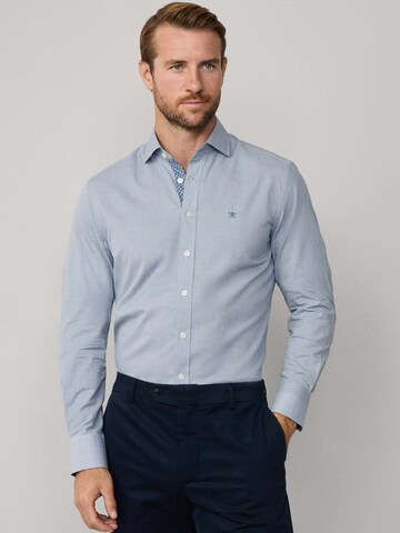 Coupe regular Chemise Hackett London en bleu : devant