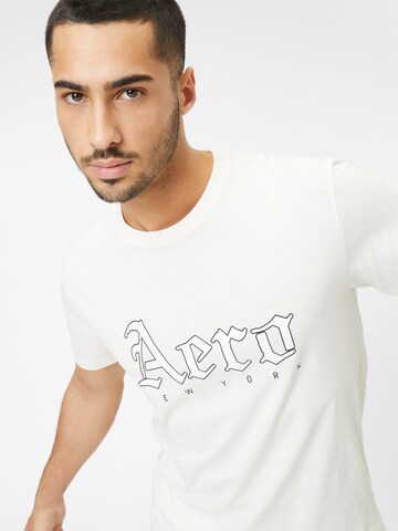 AÉROPOSTALE T-shirt i beige