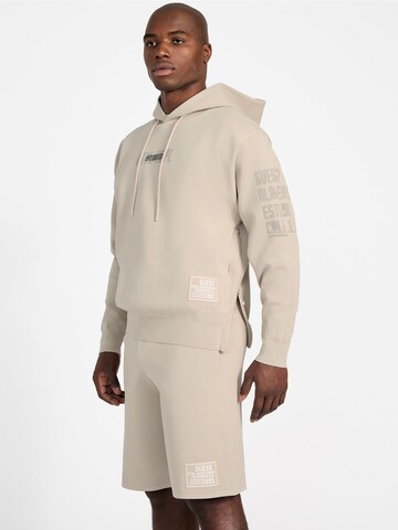 GUESS Sweatshirt in Beige