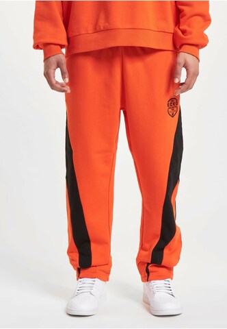 Ecko Unlimited Loose fit Pants in Orange: front