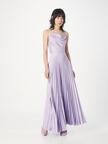 Closet London Suknia wieczorowa w kolorze fioletowy: przód