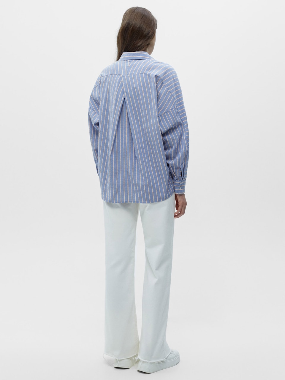 Pull&Bear: La Nuova Camicia da Donna