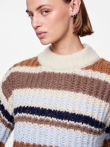 PIECES Pullover 'MENNA' in Braun