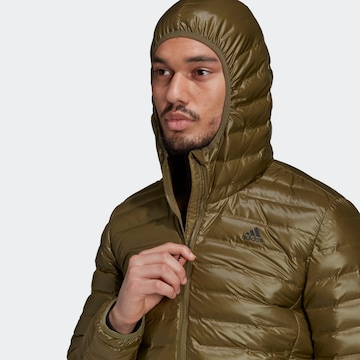 ADIDAS TERREX - Chaqueta de montaña 'Varilite' en verde