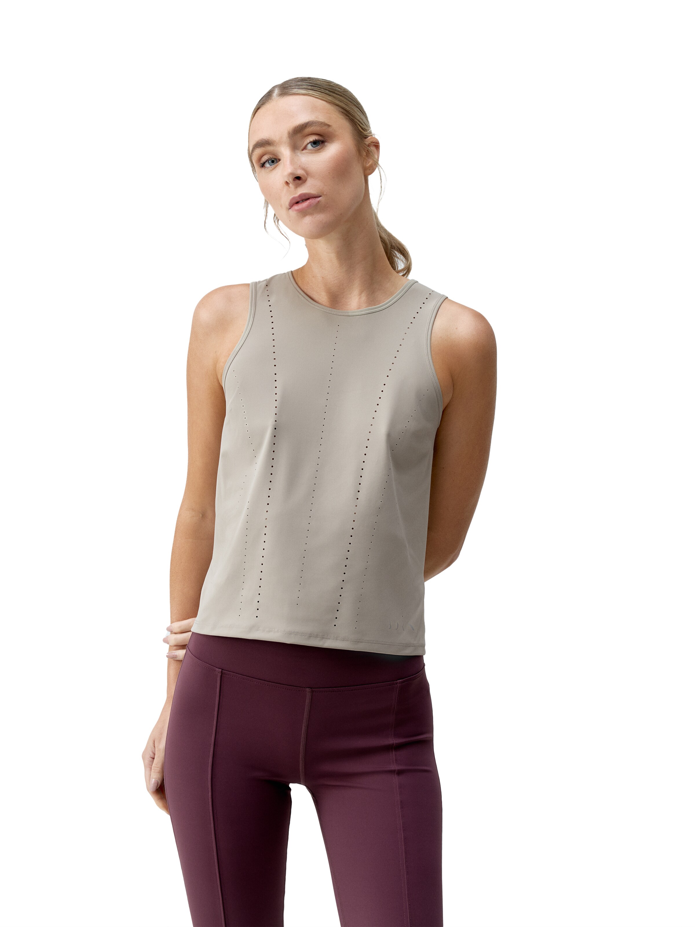 Born Living Yoga Functioneel shirt 'Race' in Grijs: voorkant