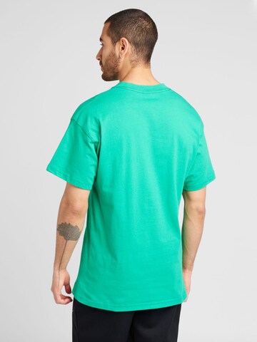 Nike Sportswear T-shirt 'CLUB' i grön