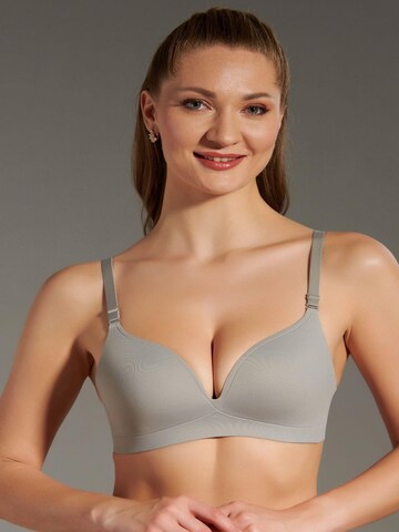 C&City Push-up BH in Grau: Vorderseite