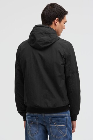 CAMP DAVID Between-Season Jacket in Black
