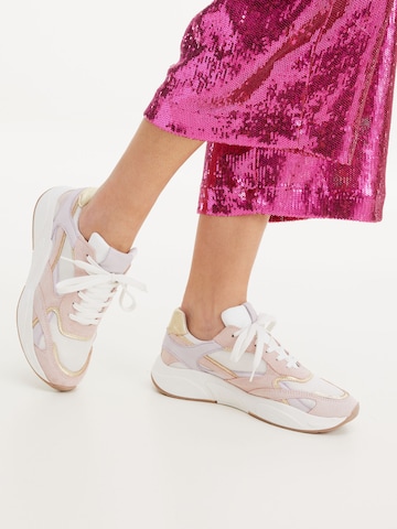Karolina Kurkova Originals Sneaker low 'Cossima' i pink