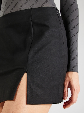 Gonna di Monki in nero