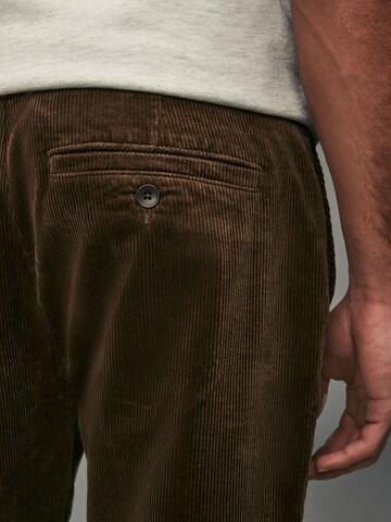 Coupe slim Pantalon Next en marron