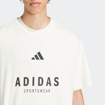 T-Shirt fonctionnel ADIDAS SPORTSWEAR en blanc