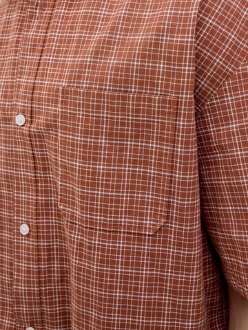 JACK & JONES Comfort fit Button Up Shirt in Brown