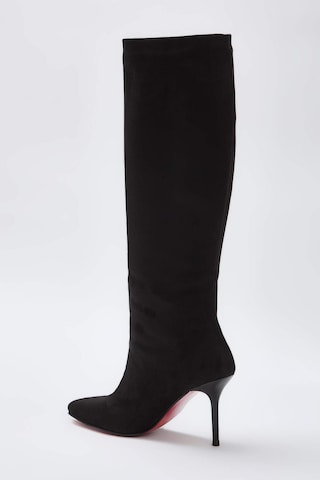 Trendyol Boots in Black