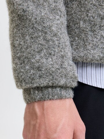 JACK & JONES Sweater in Grey