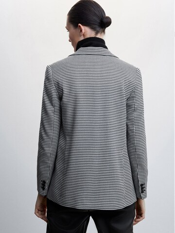 Sacou 'Charlote' de la MANGO pe negru
