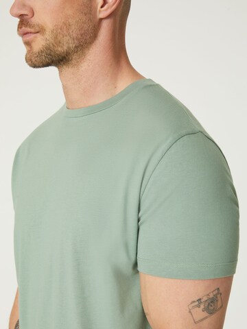 DAN FOX APPAREL Regular Fit T-Shirt 'Piet' in Grün