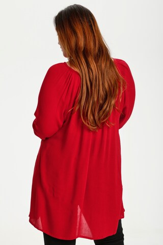 Tunique KAFFE CURVE en rouge