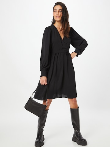 Robe 'Wina' SELECTED FEMME en noir