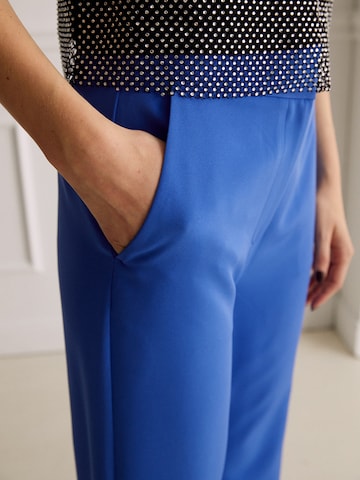Guido Maria Kretschmer Women Flared Trousers 'Milensa' in Blue