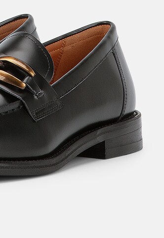 VAGABOND SHOEMAKERS - Zapatillas 'LINN' en negro
