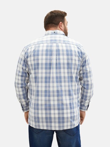 TOM TAILOR Men + Regular fit Button Up Shirt in Blue