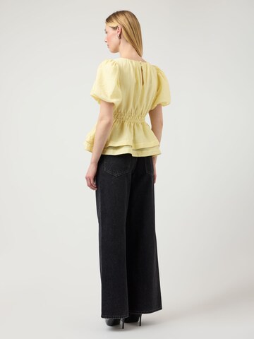 YAS Blouse in Yellow