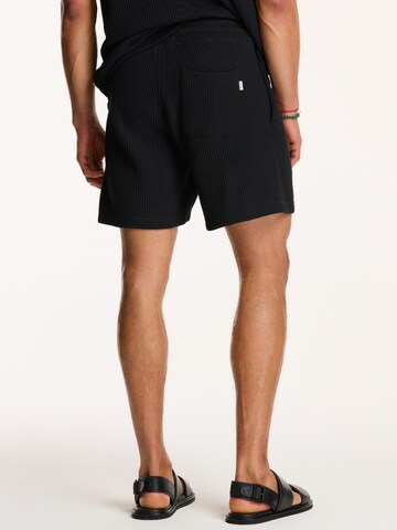 Shiwi Regular Shorts in Schwarz