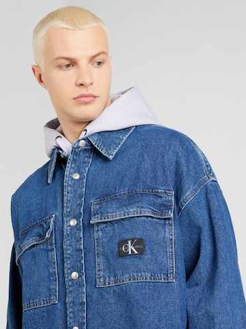 Calvin Klein Jeans Преходно яке в синьо