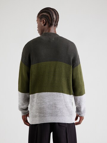 MUSTANG Pullover 'EVESHAM' in Grau