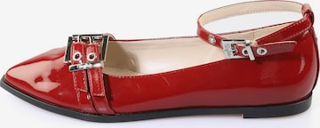 Ballerines à lanières BUFFALO en rouge : devant