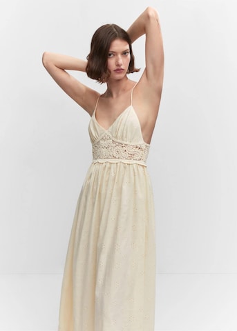 Robe 'Sicilia' MANGO en beige