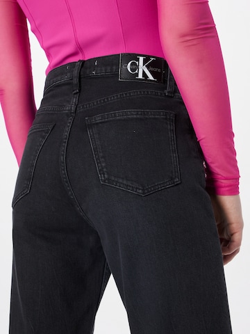 Calvin Klein Jeans Tapered Jeans in Schwarz