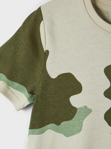 Tricou 'DENSEL' de la NAME IT pe verde