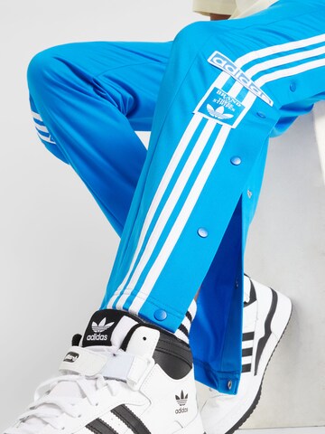 mėlyna ADIDAS ORIGINALS Standartinis Kelnės 'Adicolor Classics Adibreak'