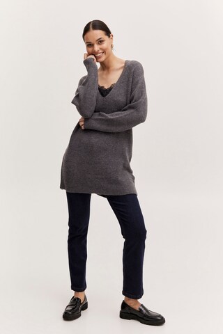 Pull-over b.young en gris